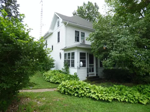 4229 N Scout Camp Rd, Apple River, IL 61001
