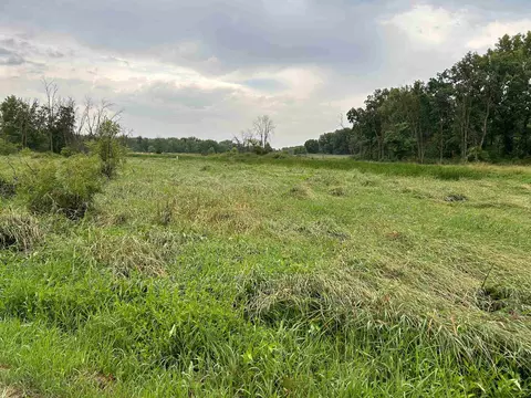 000 Beaver Rd, Freeport, IL 61032 photo 2