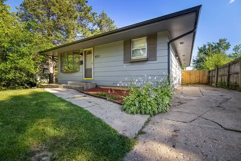 4011 Tonawanda Ave, Rockford, IL 61104