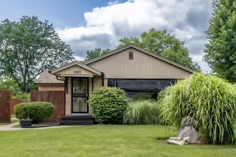 3520 Fremont St, Rockford, IL 61103
