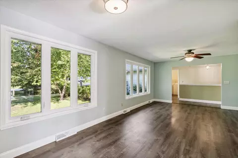 9903 Clay Ct, Roscoe, IL 61073 photo 8