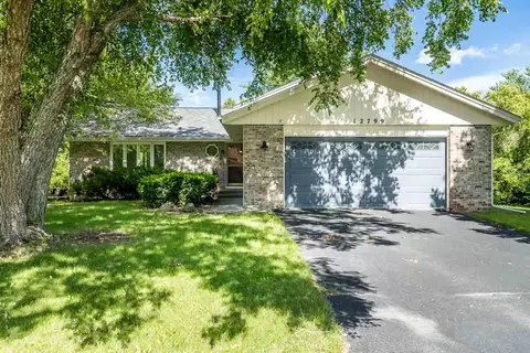 12799 Cortland Ln, Roscoe, IL 61073