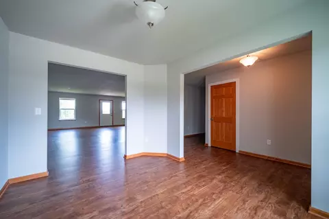 2918 E 6th St, Belvidere, IL 61008 photo 6