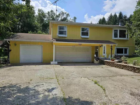 1618 Edgewood, Lake Summerset, IL 61019