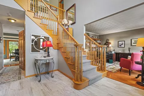 9134 River View Trl, Roscoe, IL 61073 photo 4