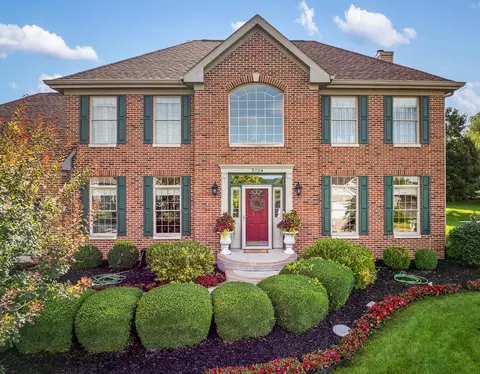 9134 River View Trl, Roscoe, IL 61073