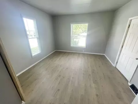 2116 E State St, Rockford, IL 61107 photo 4