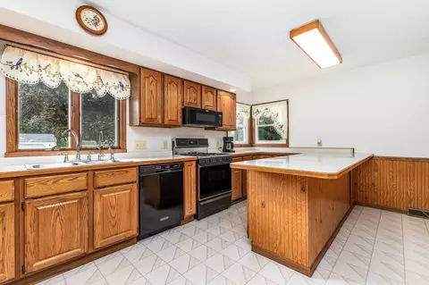 Kitchen - 108 N Beebe St, Warren, IL 61087 photo 1 of 3