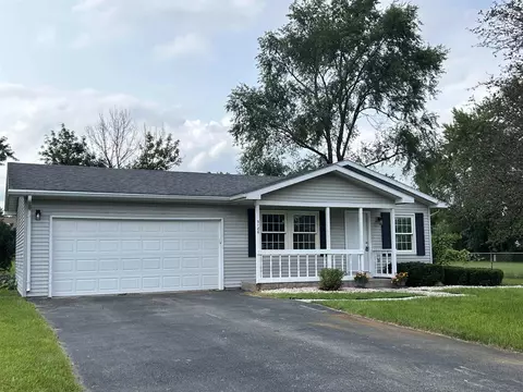 5186 Cheney Dr, South Beloit, IL 61080