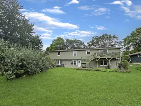 2034 Cimarron Dr, Freeport, IL 61032 photo 23