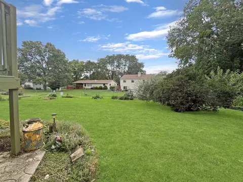 2034 Cimarron Dr, Freeport, IL 61032 photo 22