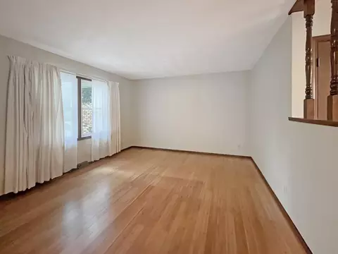 2034 Cimarron Dr, Freeport, IL 61032 photo 4