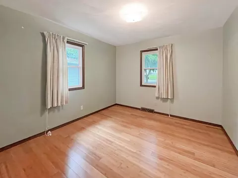 2034 Cimarron Dr, Freeport, IL 61032 photo 12