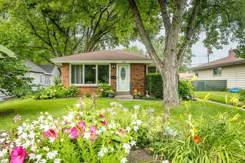 3208 Ruth St, Rockford, IL 61103