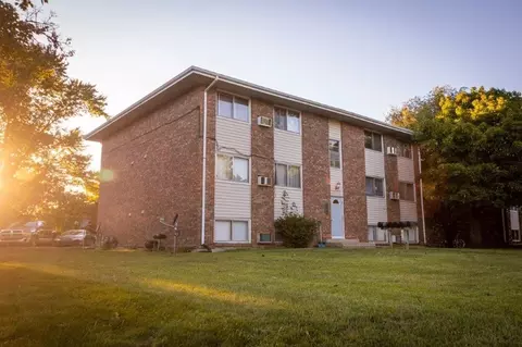 7902 Venus St, Loves Park, IL 61111