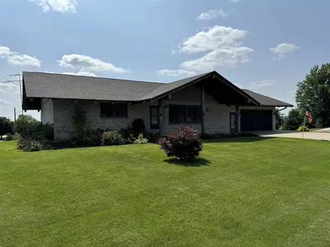 943 Stover Ave, Milledgeville, IL 61051