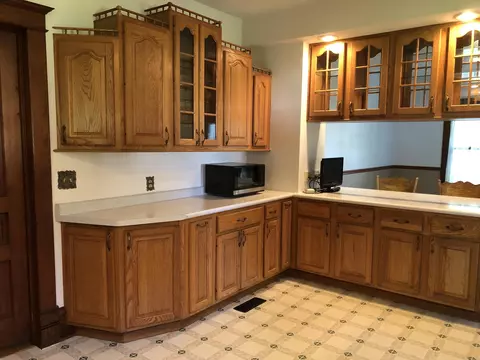 210 E Provost, Lena, IL 61048 photo 15