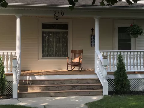 210 E Provost, Lena, IL 61048 photo 4