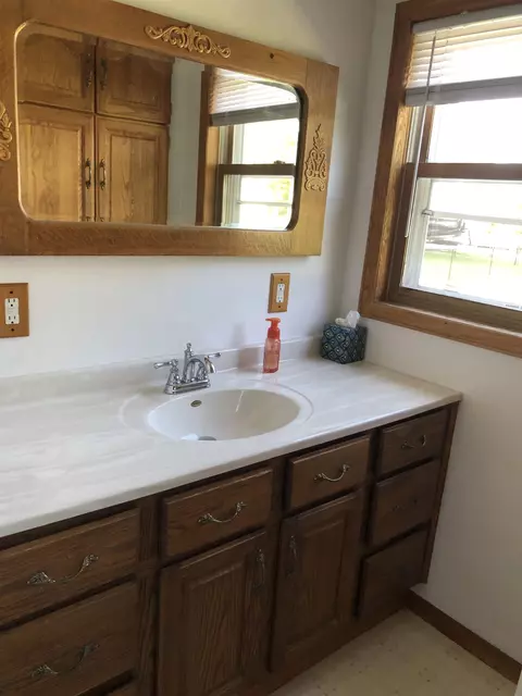 210 E Provost, Lena, IL 61048 photo 25