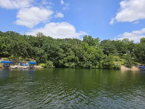5 A90 Manitou Ct, Apple River, IL 61001