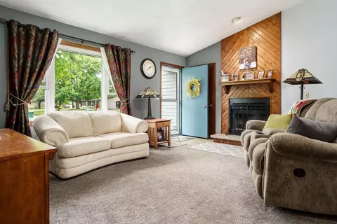 11178 Cedar Brook Rd, Roscoe, IL 61073 photo 7