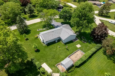 11178 Cedar Brook Rd, Roscoe, IL 61073 photo 37