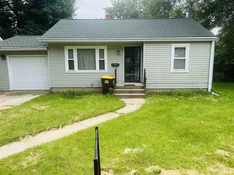 309 E Greenview Ave, Machesney Park, IL 61115
