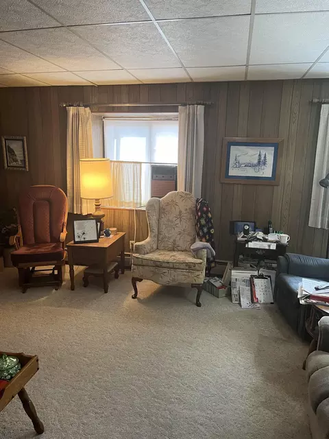 110 E Main St, Warren, IL 61087 photo 5