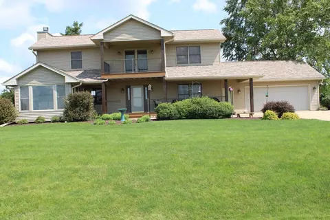 23-204 Broadview Dr, Lanark, IL 61046