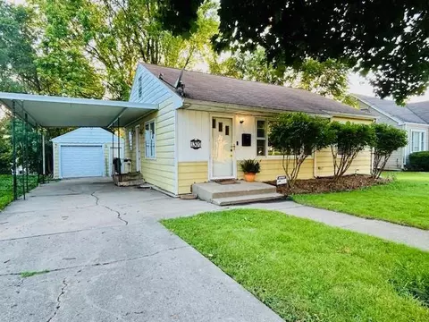 1307 28th St, Rockford, IL 61108