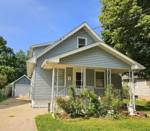 518 Sydney Ave, Loves Park, IL 61111