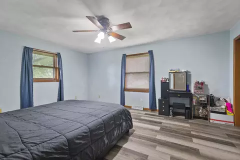 2389 Sunset Dr, Freeport, IL 61032 photo 9