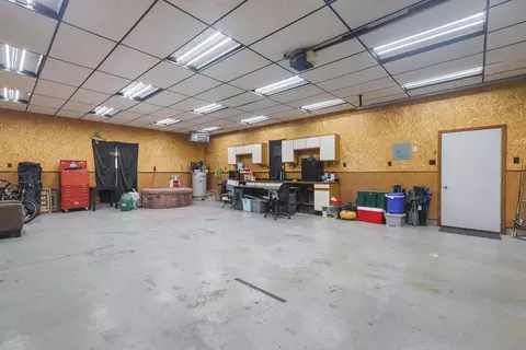 2389 Sunset Dr, Freeport, IL 61032 photo 17