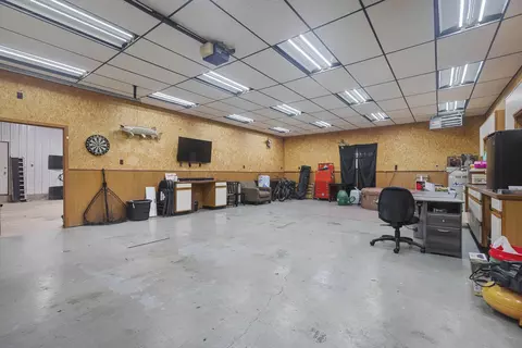 2389 Sunset Dr, Freeport, IL 61032 photo 18