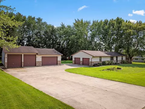 2389 Sunset Dr, Freeport, IL 61032 photo 35