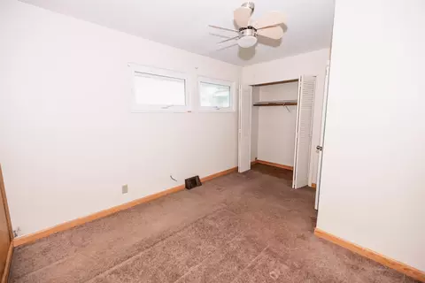 Bedroom - 1435 Winter Dr, Freeport, IL 61032 photo 9 of 11