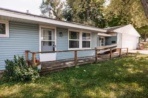 Other - 1435 Winter Dr, Freeport, IL 61032 photo 2 of 7