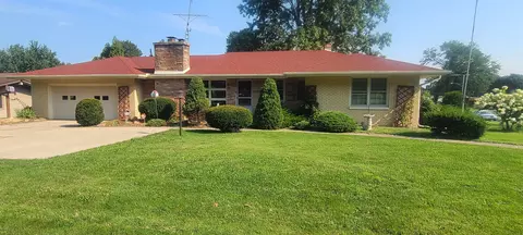 1608 W Stephenson St, Freeport, IL 61032