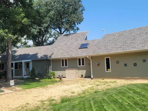 708 N Kaskaskia Dr, Dixon, IL 61021 photo 3