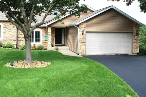16100 Stonefield Dr # A, Shannon, IL 61078