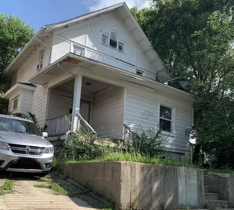 609 Bruce St, Rockford, IL 61103