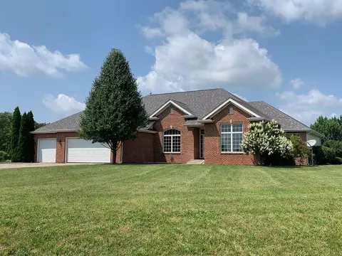 7092 Hawthorne Ridge Dr, Roscoe, IL 61073