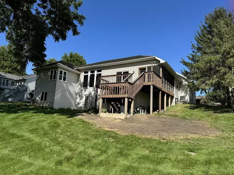 102 S Westview Dr, Lanark, IL 61046 photo 4