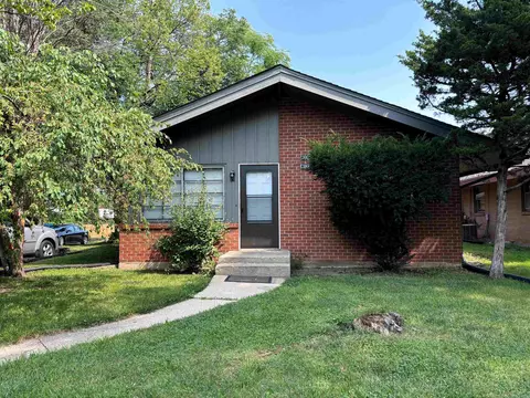 3616-3618 Harrison Ave, Rockford, IL 61108