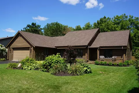 6062 Fireside Dr, Rockford, IL 61114