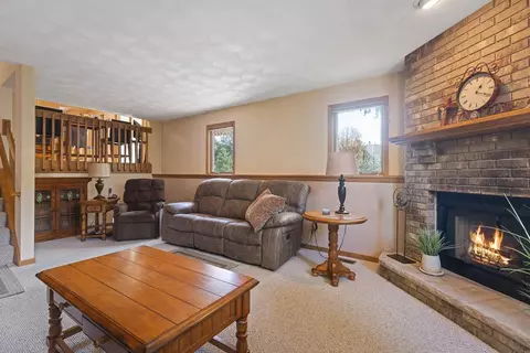6803 Hartwig Dr, Cherry Valley, IL 61016 photo 18