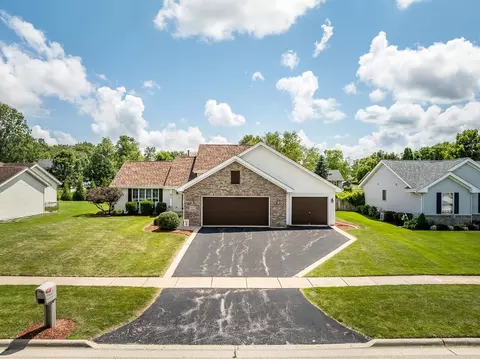 6803 Hartwig Dr, Cherry Valley, IL 61016 photo 2
