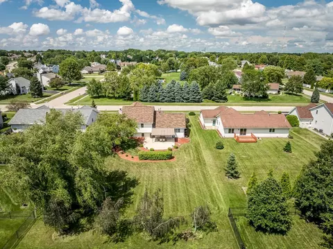 6803 Hartwig Dr, Cherry Valley, IL 61016 photo 7