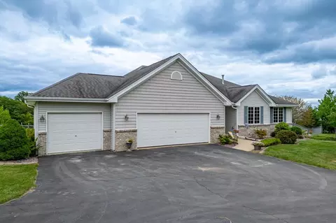 16851 Hartman Rd, Davis, IL 61019 photo 2