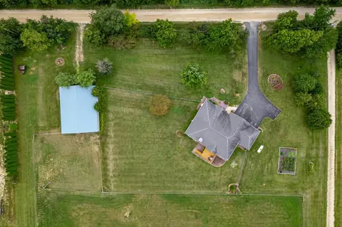 16851 Hartman Rd, Davis, IL 61019 photo 6
